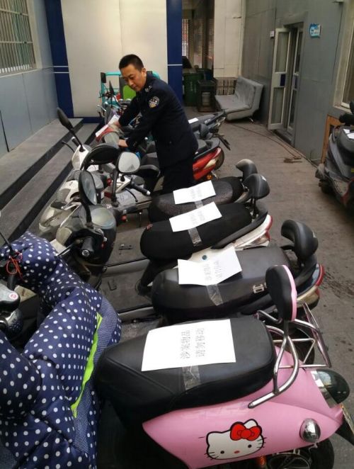 济南仨小伙白天送餐踩点 凌晨组团盗窃电动车