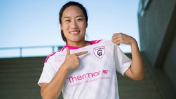 唐佳丽成征战女足西甲首位中国球员