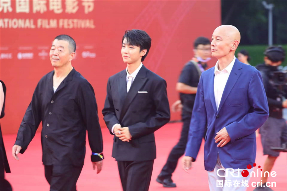 第十二届北京国际电影节红毯仪式举行_fororder_微信图片_20220812214904