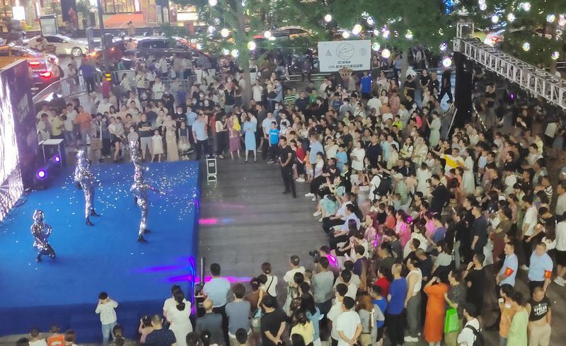 (转载)西安市碑林区坚持多点发力 让街区经济成为拉动消费新引擎