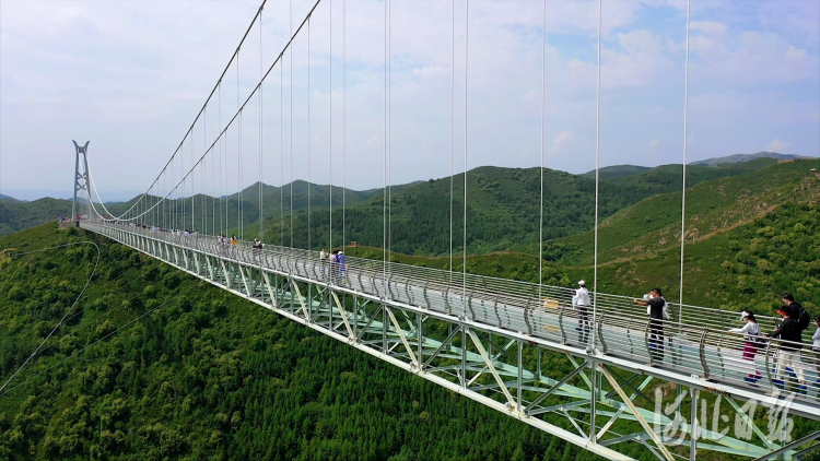 河北张家口：大青山里好风光