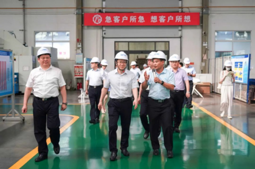 中原银行党委委员李建民等领导莅临铁福来集团