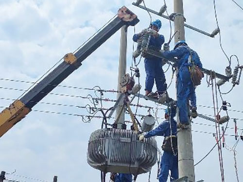 鏖战高温 绵竹齐心协力打响民生供电保卫战_fororder_QQ图片20220823101724