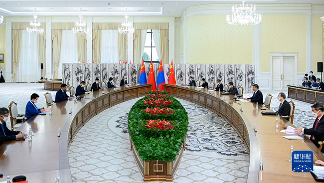 习近平会见蒙古国总统呼日勒苏赫_fororder_2