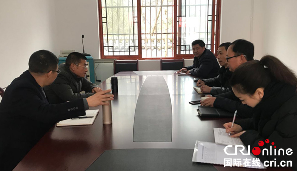 图片默认标题_fororder_召开脱贫攻坚安排部署会