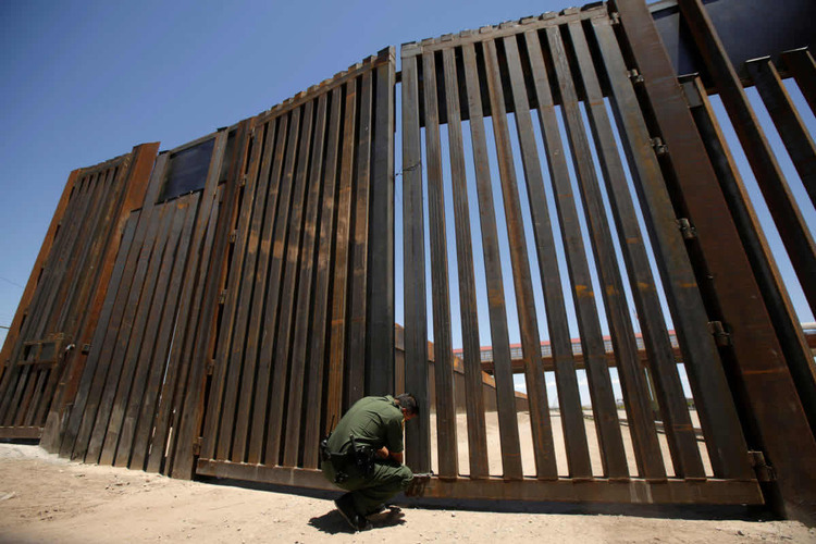 美国联邦法院：众议院民主党有权起诉特朗普对美墨边境墙资助
