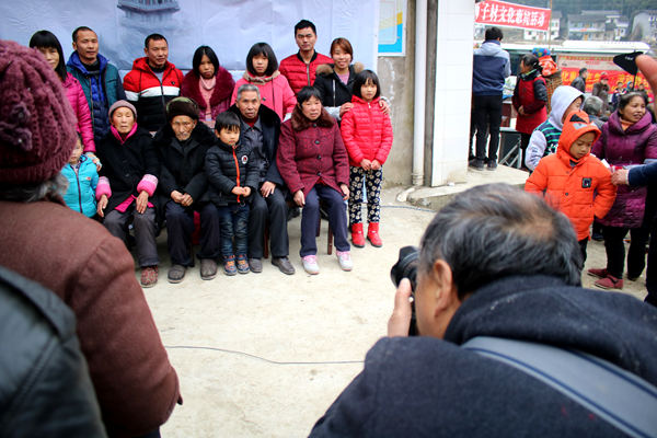 （导航达州）文艺下基层 “福”到狮子村