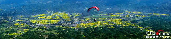 图片默认标题_fororder_《傲游花溪坝》何卫--摄于柳江古镇风景区玉屏山
