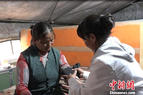 [中新网]【边疆党旗红】边境女医生嘎宗卓玛：我想要一直干下去