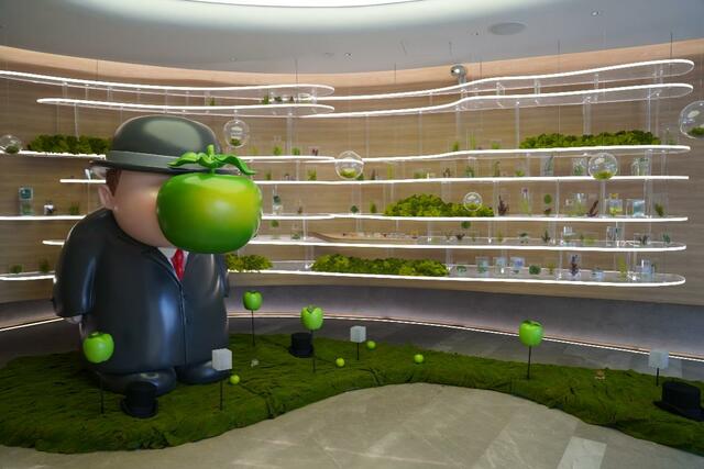 “漂流美术馆”在龙岗万科广场启幕 和深圳人来一场艺术奇遇 “漂流美术馆”在龙岗万科广场启幕 和深圳人来一场艺术奇遇