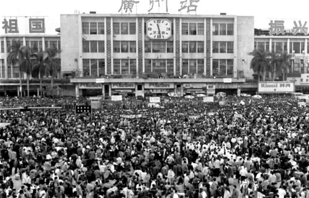 一转眼，春运四十年