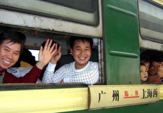 一转眼，春运四十年