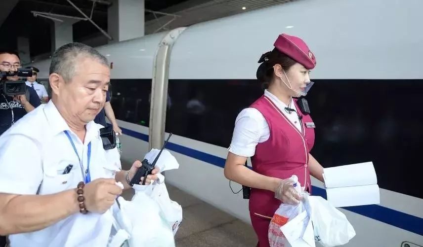 一转眼，春运四十年