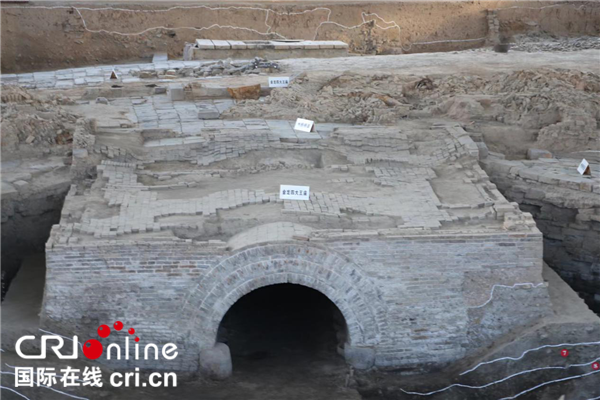Plus de 60 000 objets anciens mis à jour dans les ruines de pont de Zhou, sises dans la cité Dongjing, datant de la dynastie des Song du Nord_fororder_图片1