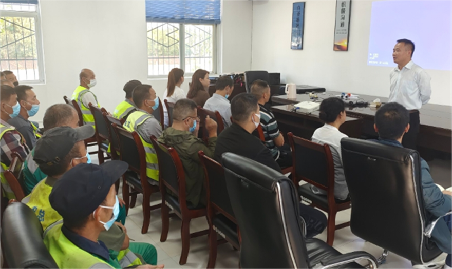 西安经开区:检查培训两手抓 绷紧“十一”安全弦_fororder_图片3