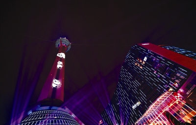 （成都图文）璀璨成都已梳妆 欢迎您来过大年