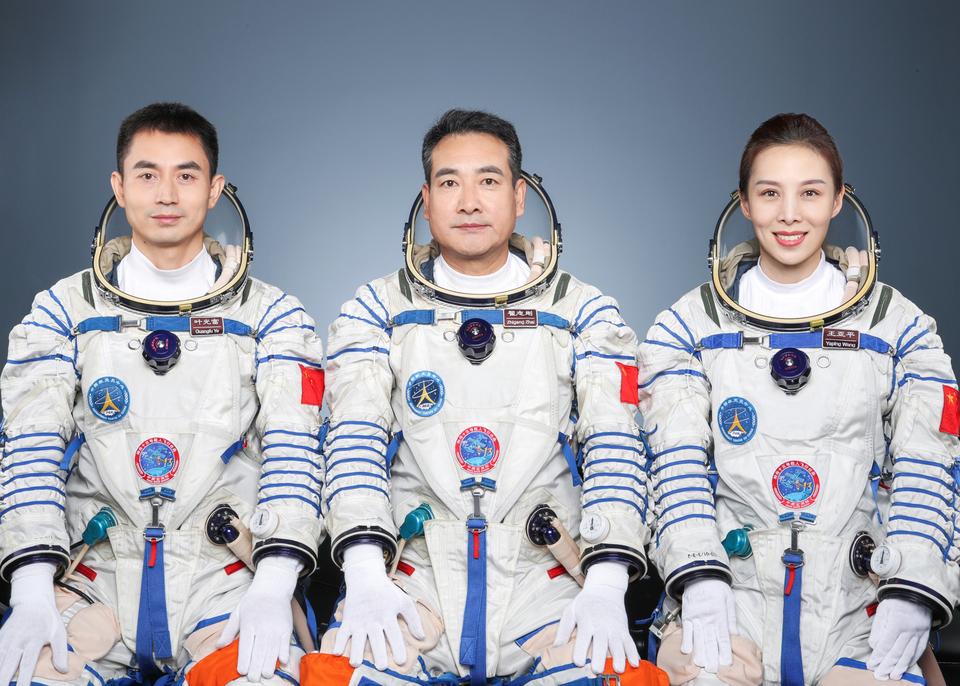 “最美太空教师”王亚平:探索宇宙 播种梦想插图11 “最美太空教师”王亚平:探索宇宙 播种梦想-ManBetX注册登录·(中国)