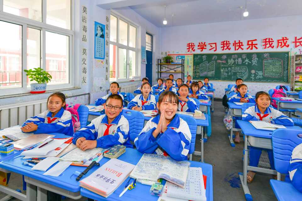 习近平的信札|师者为师亦为范插图6 习近平的信札|师者为师亦为范-ManBetX注册登录·(中国)