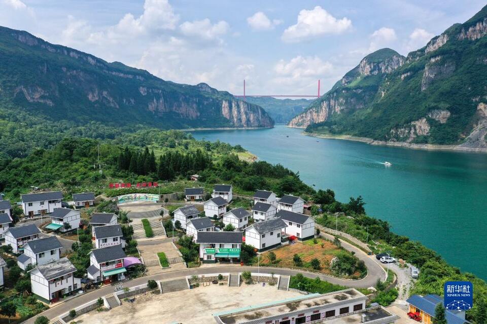 新时代中国调研行·非凡十年看优势|举国同心 合力攻坚——从贵州打赢脱贫攻坚战看中国特色社会主义制度优势插图5 新时代中国调研行·非凡十年看优势|举国同心 合力攻坚——从贵州打赢脱贫攻坚战看中国特色社会主义制度优势-ManBetX注册登录·(中国)