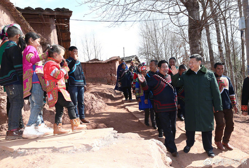 （头条-文字列表）习近平给大凉山村民支招致富路