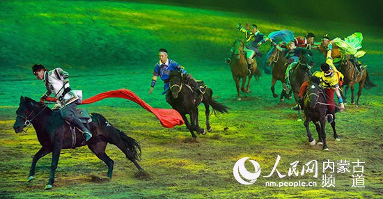 在内蒙古最美的季节，请到草原来！