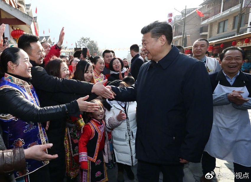 （头条-文字列表，移动端）习近平在汶川映秀考察 亲身体验当地“带劲”生活