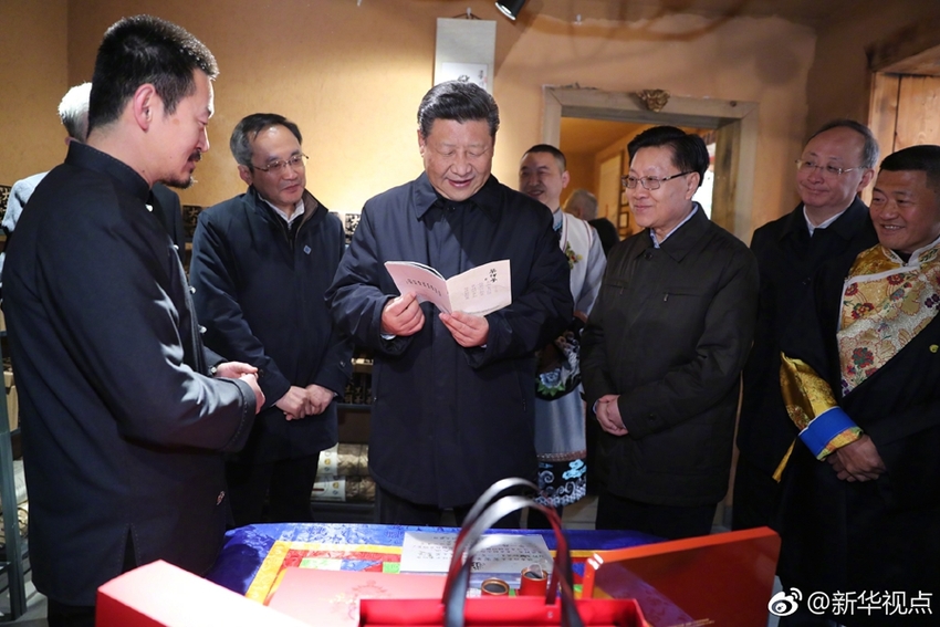 （头条-文字列表，移动端）习近平在汶川映秀考察 亲身体验当地“带劲”生活