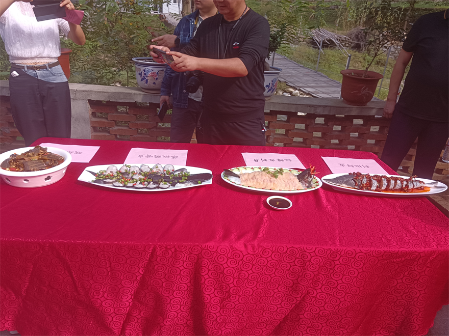 安康旬阳:杂交鲟鱼游出经济效益_fororder_22