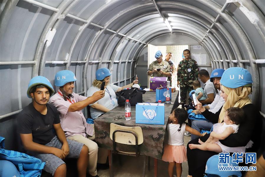 【新华网】中国赴黎维和部队成功举行安全保障演习(组图)