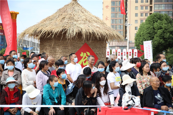 荆楚第一镇:“丰”景美如画 共享美味“鸭”_fororder_图片1