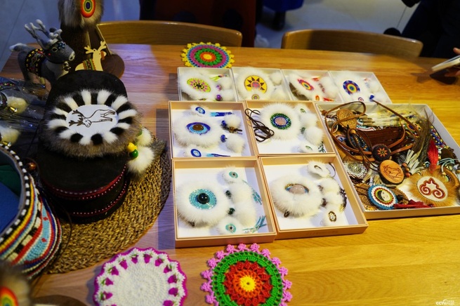 エヴェンキ族の手工芸を伝承する「太陽花娘」_fororder_2