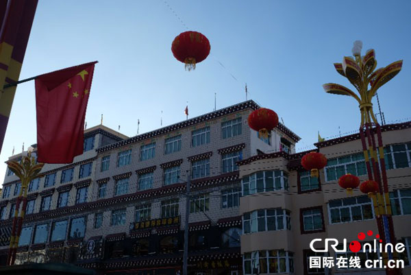 图片默认标题_fororder_五星红旗随风飘扬