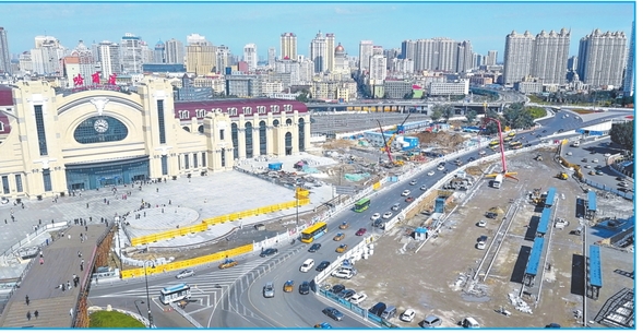 哈尔滨火车站南广场改造近尾声