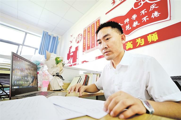 刘秀祥:有信仰的人一定会发光_fororder_f9dc413f-c62f-4b48-b846-06f3a2811d7d (1)