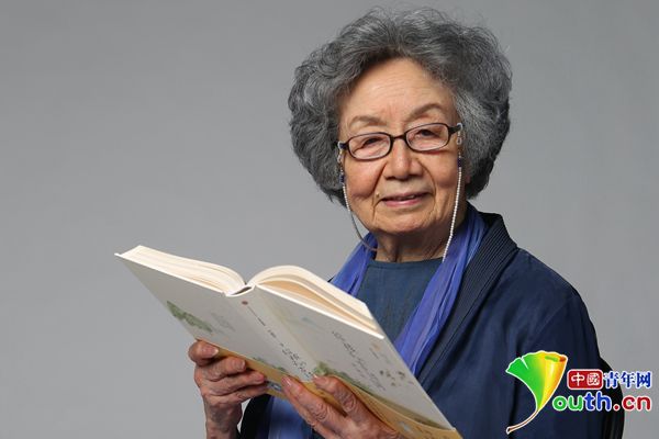 国际在线@中国人的故事|叶嘉莹：回国教书是我一生唯一的选择