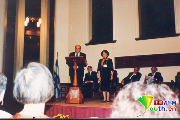 国际在线@中国人的故事|叶嘉莹：回国教书是我一生唯一的选择