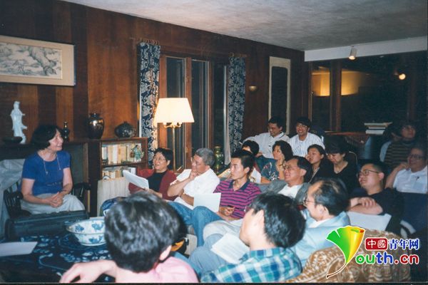 国际在线@中国人的故事|叶嘉莹：回国教书是我一生唯一的选择