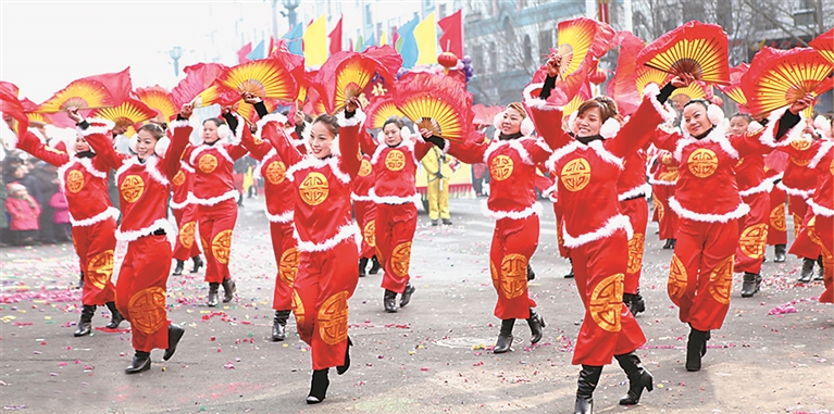 鸡西“迎庆二十大·光影颂华章”主题成就展图说巨变历程