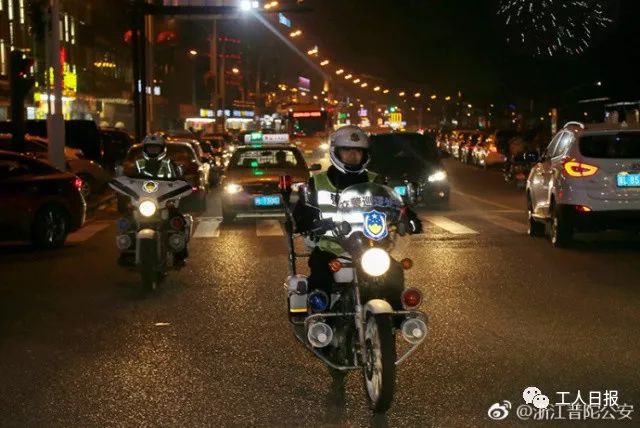 万家团圆，除了这些人……