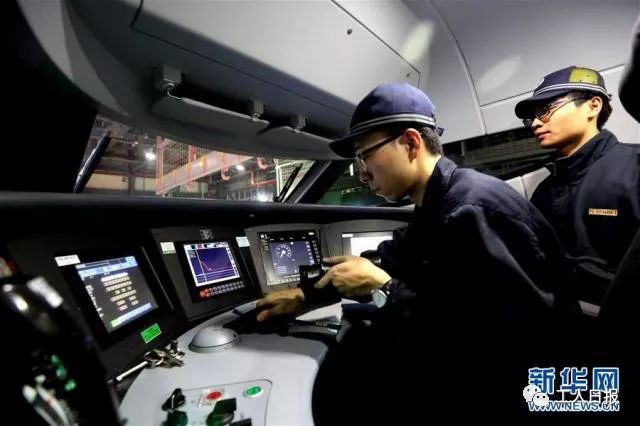 万家团圆，除了这些人……