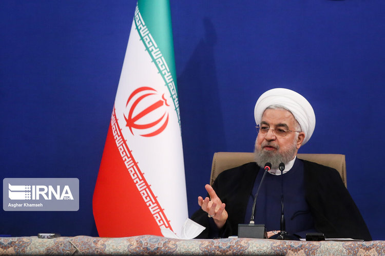 鲁哈尼：政府向人民承诺 不会屈服于美国制裁 美国无法令伊朗经济瘫痪