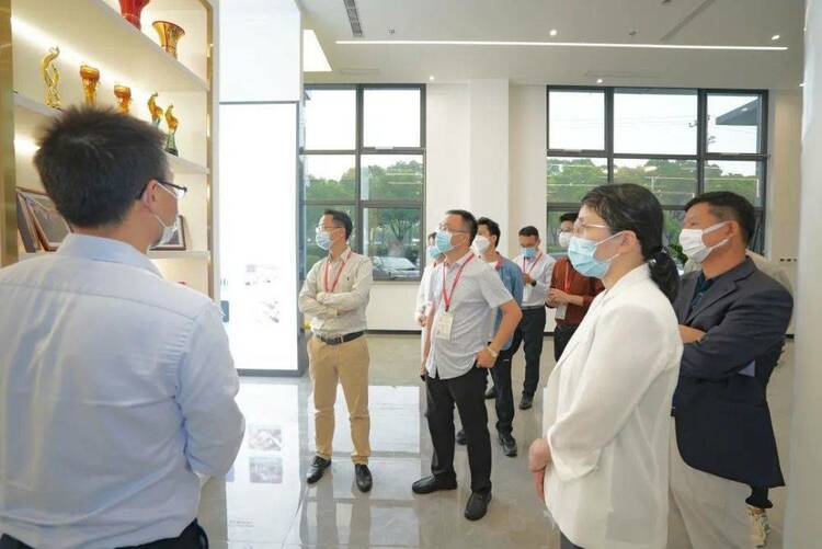 同济案例日:走进贺利氏(Heraeus) 同济案例日:走进贺利氏(Heraeus)