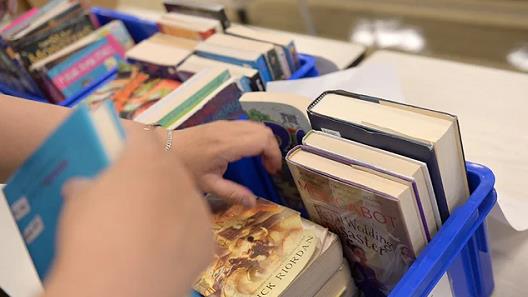 美多地学校决定网上授课 白宫将发布校园重启新准则