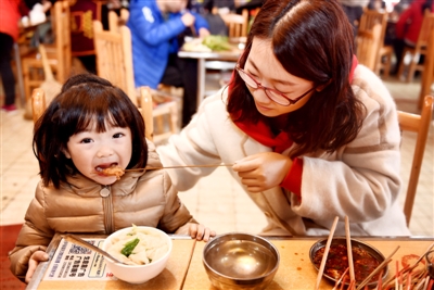 （今日热点3）《舌尖上的中国·第三季》播出 四川美食再夺眼球