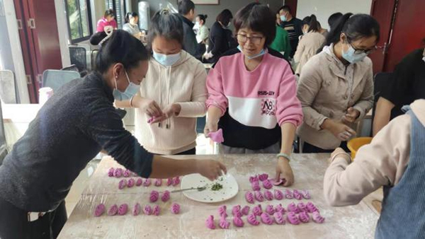 简阳市总工会开展2022年家政服务员技能培训_fororder_面点制作-供图-简阳市总工会