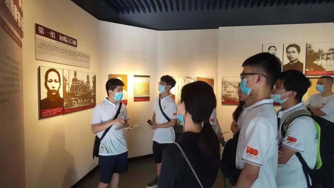 (转载)中国大学生自强之星:为西工大“龙”队长点赞!