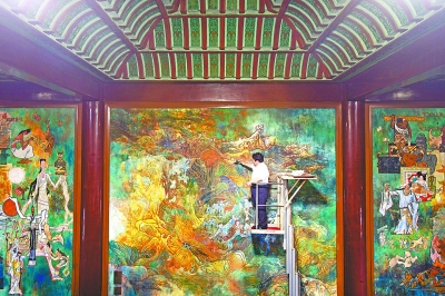 央美教授时隔36年修复自己的黄鹤楼壁画
