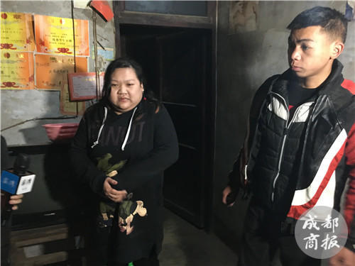小伙骑摩托车3000里过年：与父辈不同 为骑行乐趣