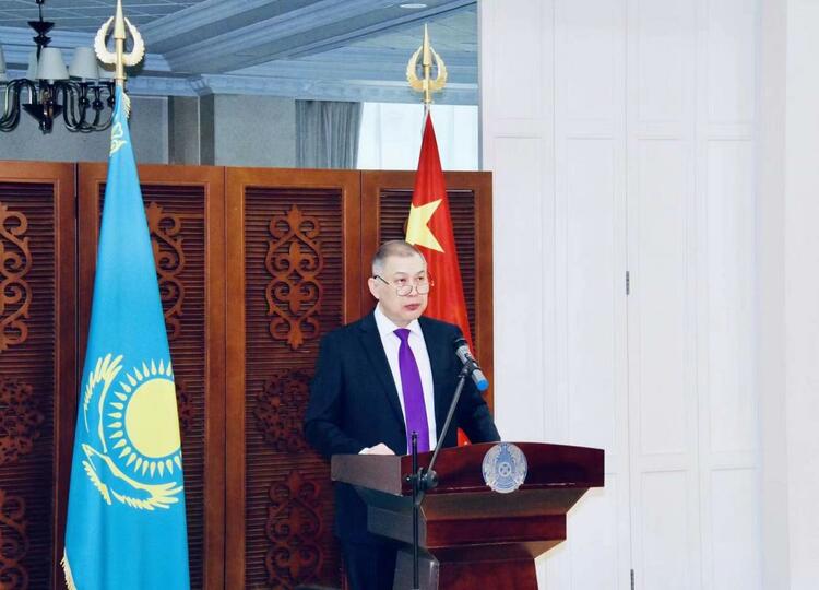 哈萨克斯坦驻华大使：哈中两国真正建立了堪称典范的国家间关系_fororder_08