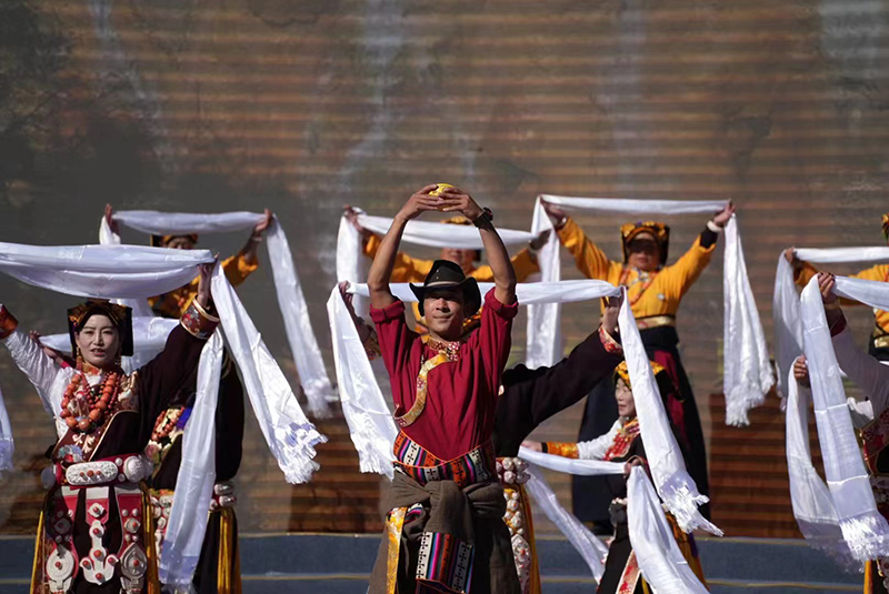 2022年四川红叶生态旅游节主会场暨黑水县第十届冰川彩林生态文化旅游季正式启幕_fororder_活动现场-摄影-黑水县委宣传部